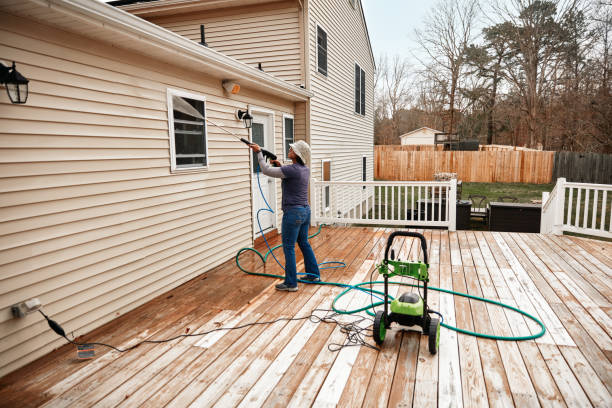 Best Pressure Washing Contractors  in Janesville, WI