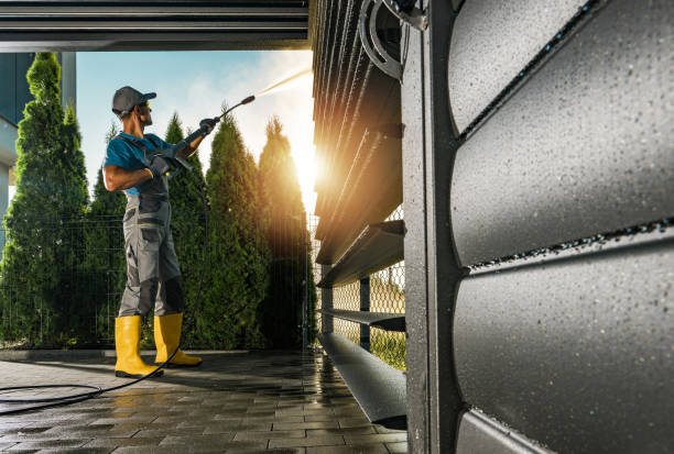 Best Affordable Pressure Washing  in Janesville, WI